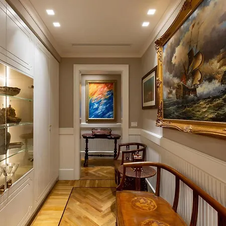 Luxury Carra - Nocleg ze śniadaniem 3*