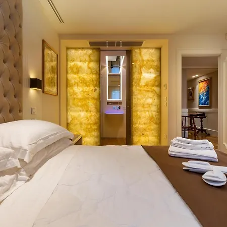 Frühstückspension Luxury Carra -
