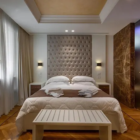 Alojamento de Acomodação e Pequeno-almoço Luxury Carra - Gallipoli